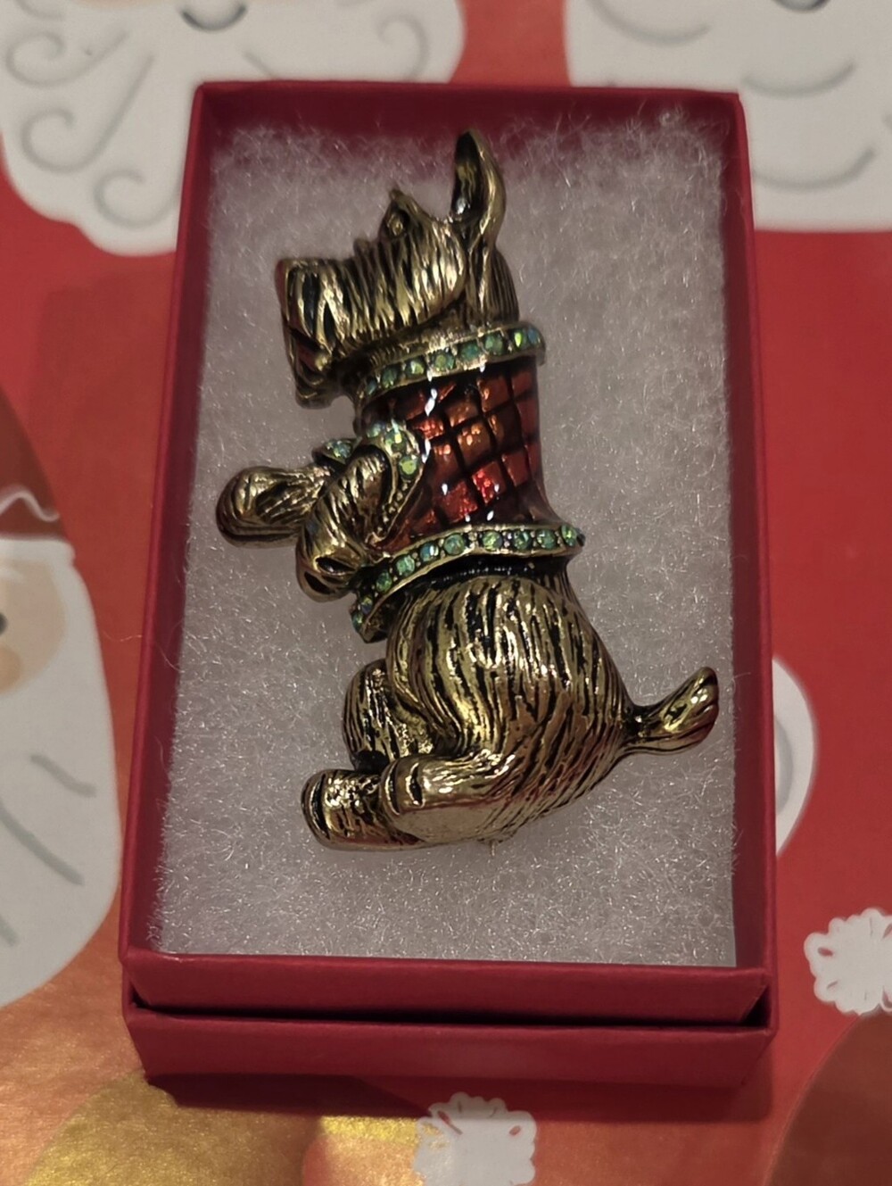 VINTAGE WEST HIGHLAND "WESTIE" CHRISTMAS BROOCH